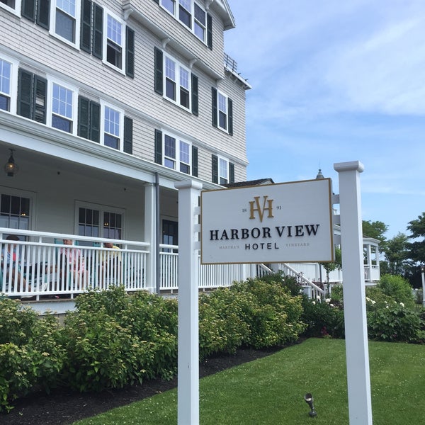 Das Foto wurde bei Harbor View Hotel von Allison W. am 6/20/2015 aufgenommen