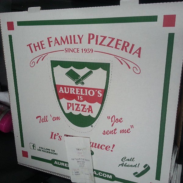 7/27/2013 tarihinde Todd D.ziyaretçi tarafından Aurelio&#39;s Pizza - Marietta'de çekilen fotoğraf