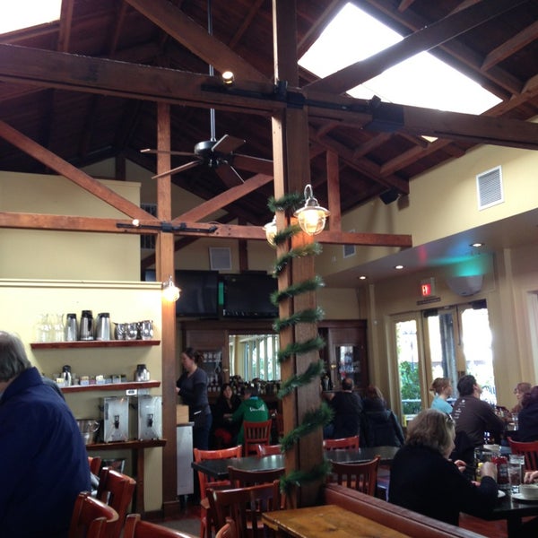 Photo taken at Healdsburg Bar &amp; Grill by Michael R. on 12/24/2012