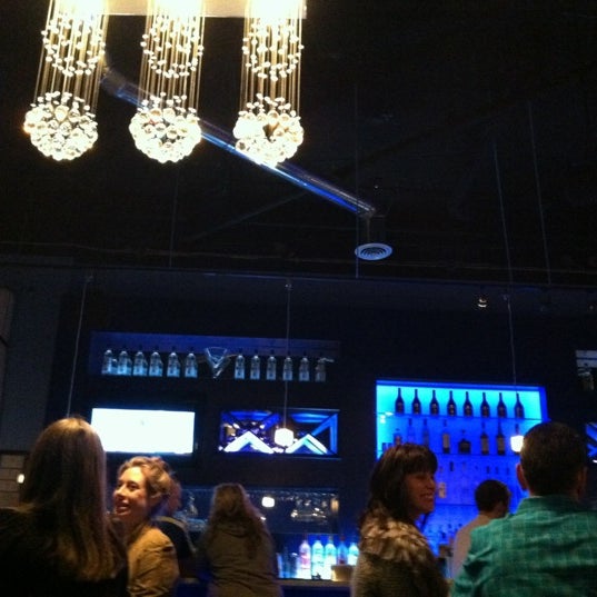 รูปภาพถ่ายที่ Ice Martini Bar โดย Sunny - เมื่อ 10/14/2012