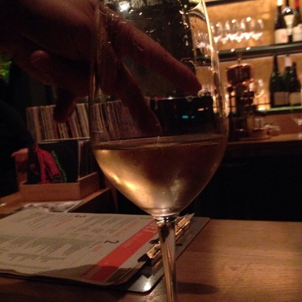 3/18/2015にJardin D F.がCadet Wine &amp; Beer Barで撮った写真