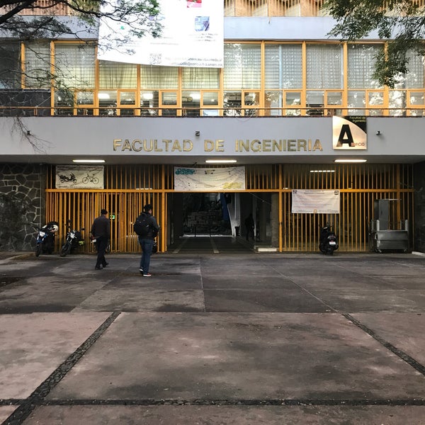 Photo taken at Facultad de Ingeniería by Carlos M. on 5/26/2017