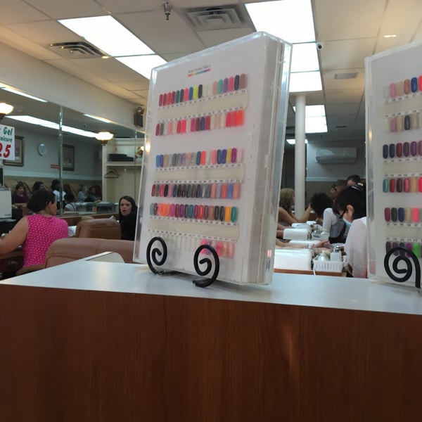 Aree Nails 8 tips from 112 visitors