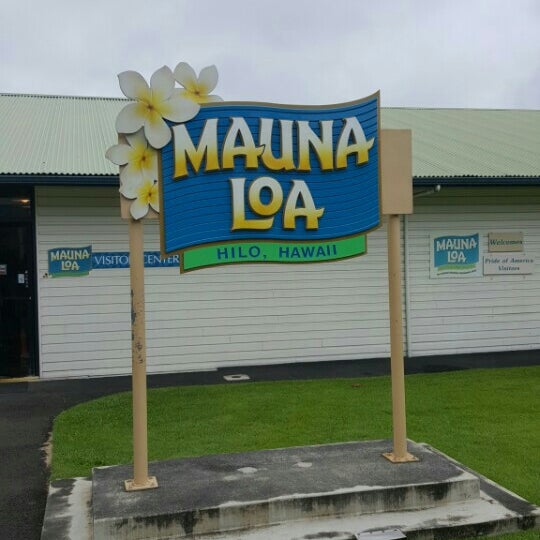 Foto tomada en Mauna Loa Macadamia Nut Visitor Center  por Brian H. el 10/7/2015