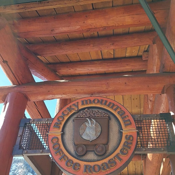 Photo prise au Rocky Mountain Coffee Roasters par Brian H. le1/14/2018