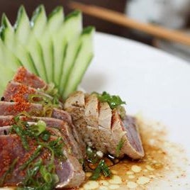 3/31/2014 tarihinde Sannan Japanese Foodziyaretçi tarafından Sannan Japanese Food'de çekilen fotoğraf