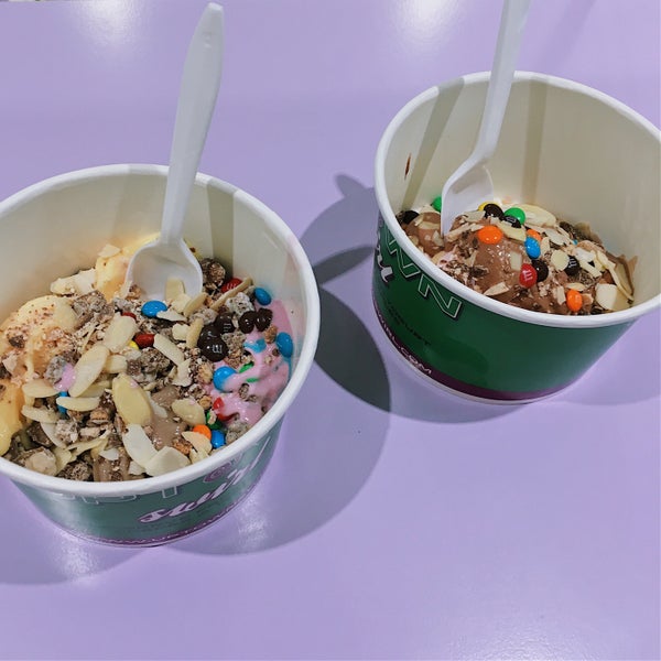 Uptown Swirl Ice Cream Shop in New York