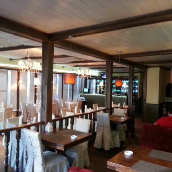 Das Foto wurde bei Ресторан Гала von Anar A. am 4/1/2014 aufgenommen