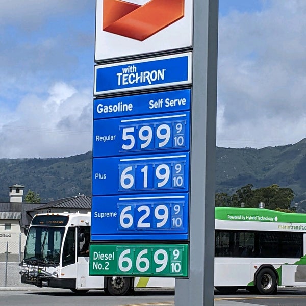 Chevron Fuel Station in Mill Valley