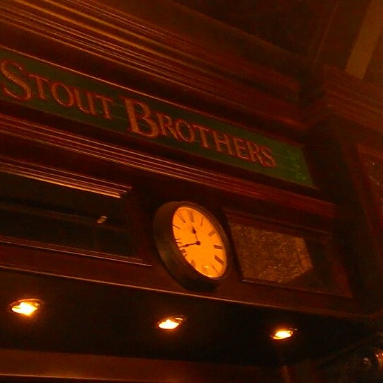 Photo taken at Stout Brothers Irish Pub &amp; Restaurant by Vincent L. on 10/24/2014