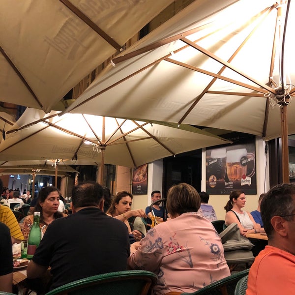 Foto scattata a Pilsner Urquell Original Restaurant Staroměstská da Theo V. il 8/28/2019