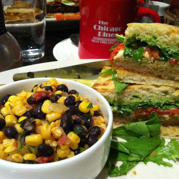 Снимок сделан в Chicago Diner пользователем Christina M. 4/11/2013