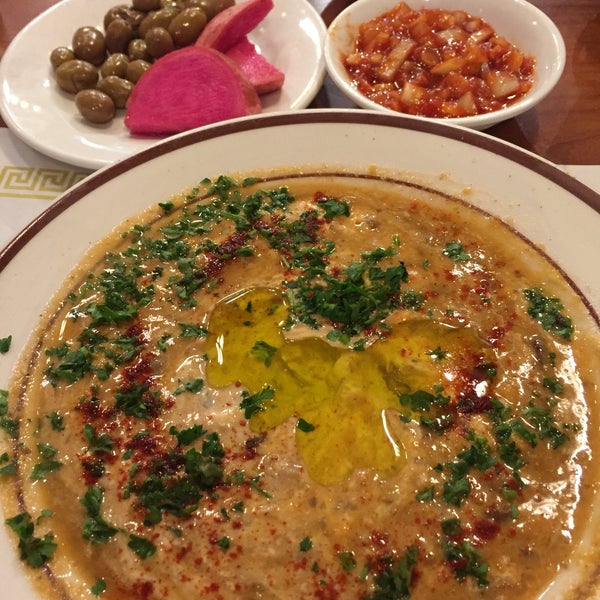 Снимок сделан в Old Jerusalem Restaurant пользователем O K. 9/18/2017