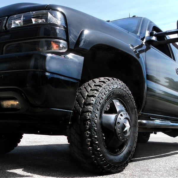 Schneider Tire Outlet 1454 Franklin St