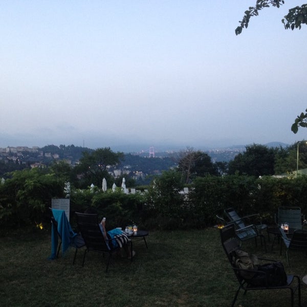 6/30/2014 tarihinde Baris C.ziyaretçi tarafından Noi Istanbul'de çekilen fotoğraf