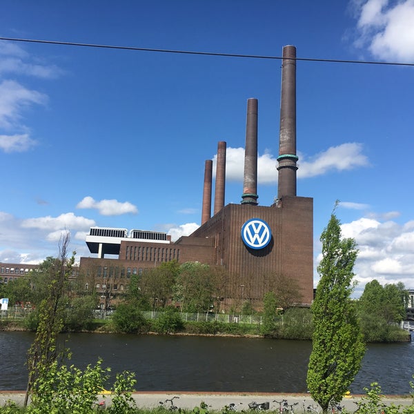 Volkswagen - Factory