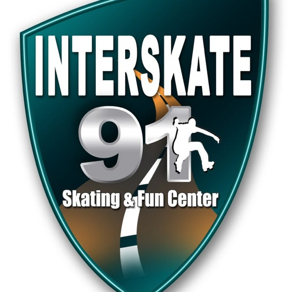 Foto tomada en Interskate 91 Family Fun Center  por Kevin B. el 12/18/2012