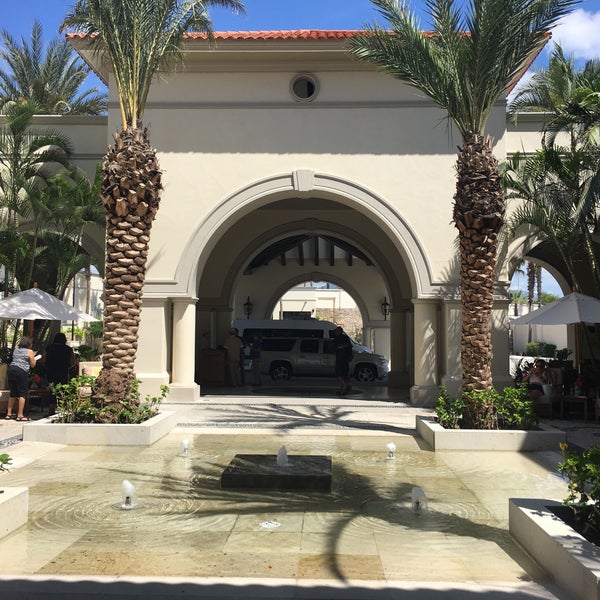 Photo taken at Dreams Los Cabos Suites Golf Resort &amp; Spa by Rosie M. on 8/21/2016