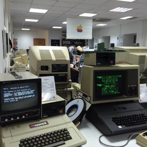 Снимок сделан в Moscow Apple Museum пользователем Antony Z. 2/14/2015