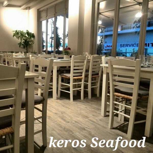 Foto tomada en Keros Seafood  por Keros S. el 11/21/2014