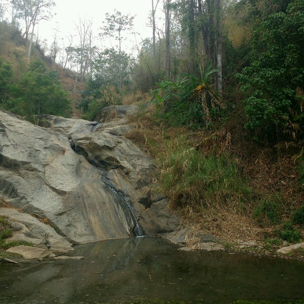 Photo taken at Moh Pang Waterfall by Asia K. on 4/3/2017
