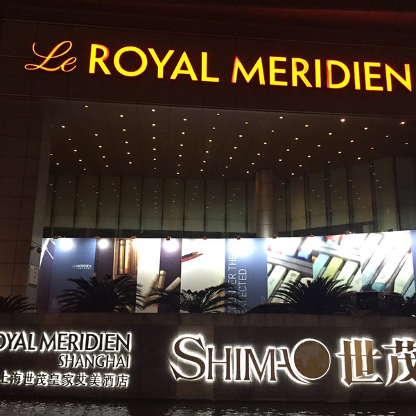 Photo taken at Le Royal Méridien Shanghai by Stan C. on 5/15/2018