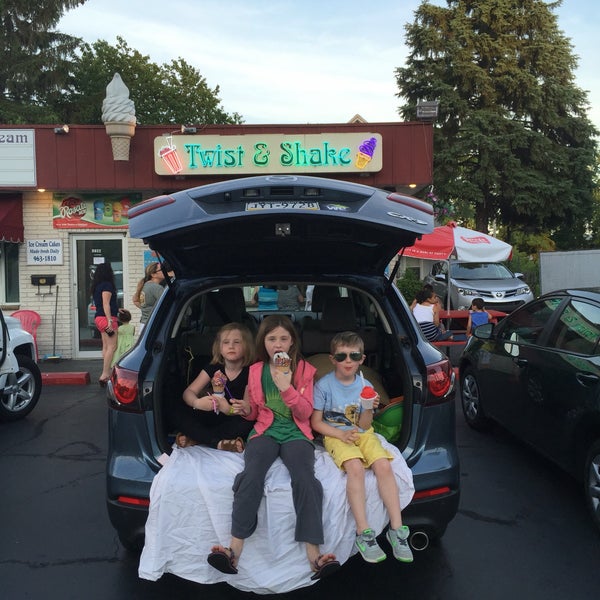 Main Ave Ice Cream Ice Cream Parlor