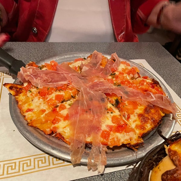 3/21/2022にJR C.がJuan Pan Pizzaで撮った写真