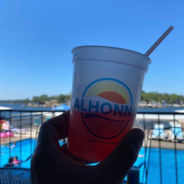 Blue Cat Lounge at Alhonna Resort Restaurant in Lake Ozark