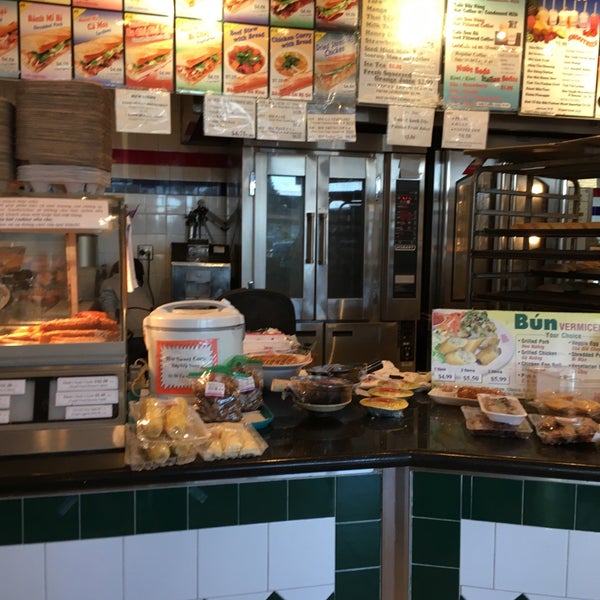 Lee's Sandwiches 2 tips