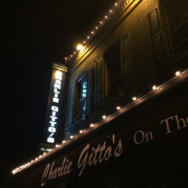 Photo taken at Charlie Gitto&#39;s on The Hill by Zach H. on 12/18/2015