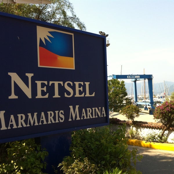 รูปภาพถ่ายที่ Netsel Marmaris Marina โดย Tafuin เมื่อ 5/4/2013