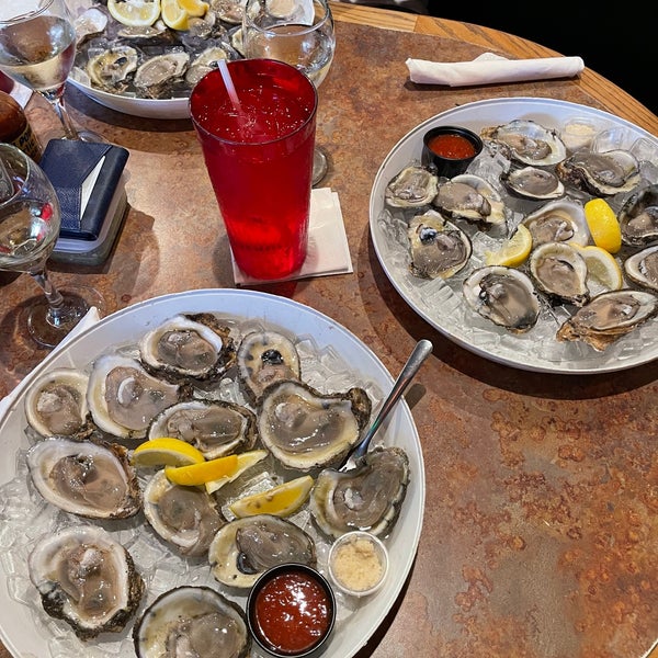 Photo taken at Shuck-N-Dive Cajun Cafe by Jerry C. on 9/14/2022