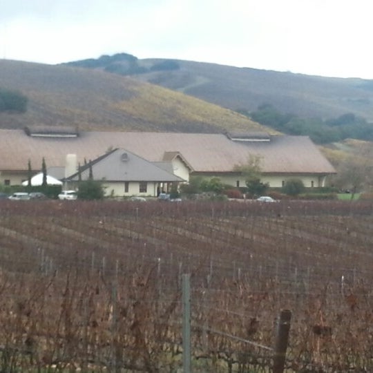 Foto scattata a Foley Estates Vineyard &amp; Winery da Denise Bowers il 12/1/2012