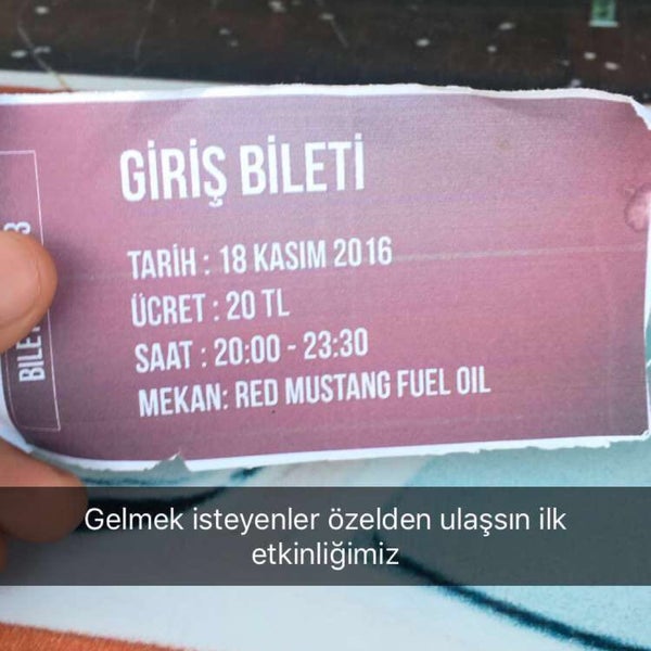 รูปภาพถ่ายที่ Red Mustang Fuel Oil โดย Çağlar Ç. เมื่อ 11/16/2016