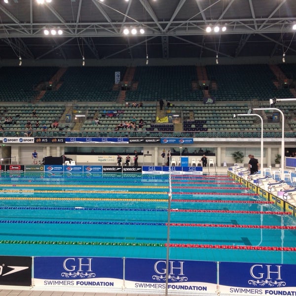 Foto diambil di Sydney Olympic Park Aquatic Centre oleh Vanessa C. pada 4/20/2014