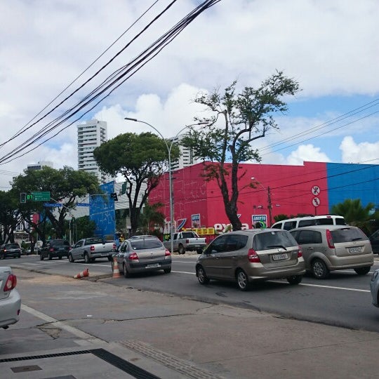 Av. Conselheiro Aguiar - Road