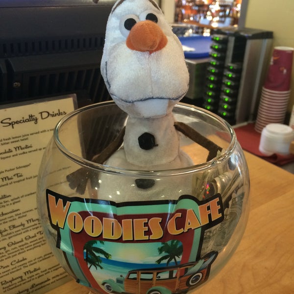 Photo taken at Woodies Café by Marriann D. on 9/22/2015
