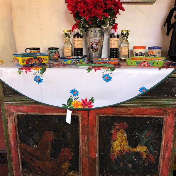 Foto diambil di Casa de Reyes oleh Meral K. pada 1/11/2020