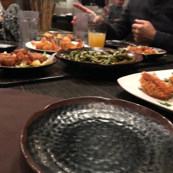 Photo taken at Wang Gang Asian Eats by Meral K. on 11/7/2018