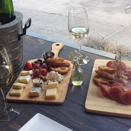 Das Foto wurde bei Balzem Mediterranean Cuisine &amp; Wine Bar von Balzem Mediterranean Cuisine &amp; Wine Bar am 6/30/2014 aufgenommen