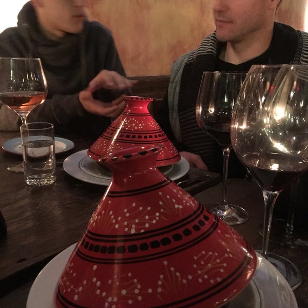 Foto scattata a Nomad Restaurant da Paul G. il 1/1/2018