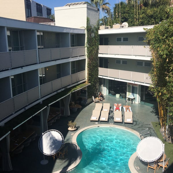 Foto tomada en Avalon Hotel Beverly Hills  por Paul G. el 10/28/2017