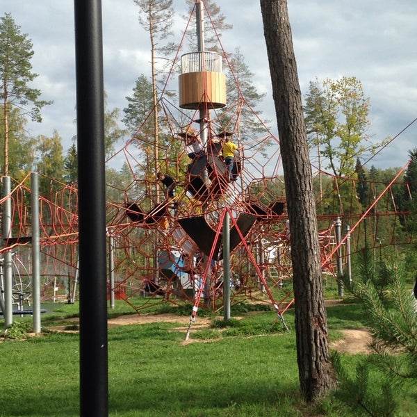 Серебряный парк аттракционы. Серебряный парк аттракционы
