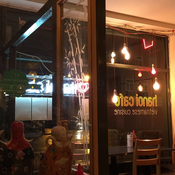 Das Foto wurde bei Hanoi Café von Nikita K. am 3/2/2016 aufgenommen
