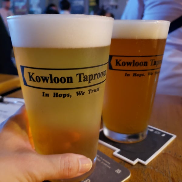 Photo taken at Kowloon Taproom by elly🐝 on 10/18/2019