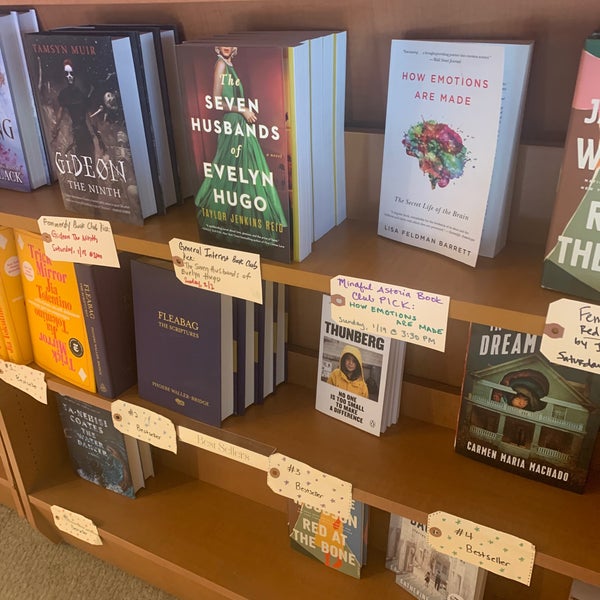 Photo prise au The Astoria Bookshop par Caitlin le1/9/2020