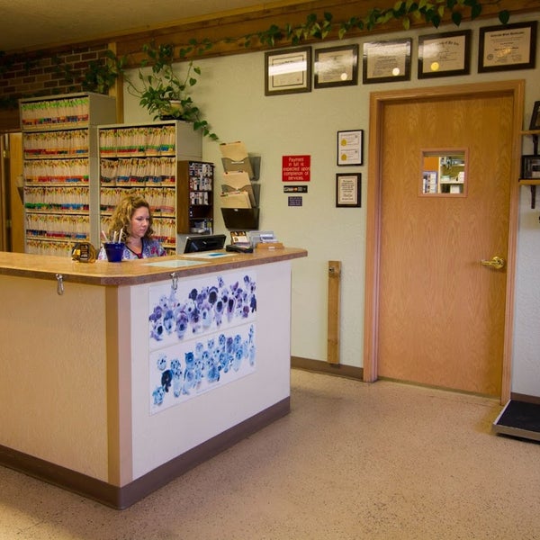Ada Veterinary Hospital Veterinarian in Boise