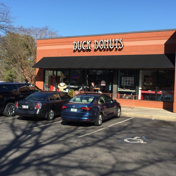 2/5/2017にBrad C.がDuck Donutsで撮った写真