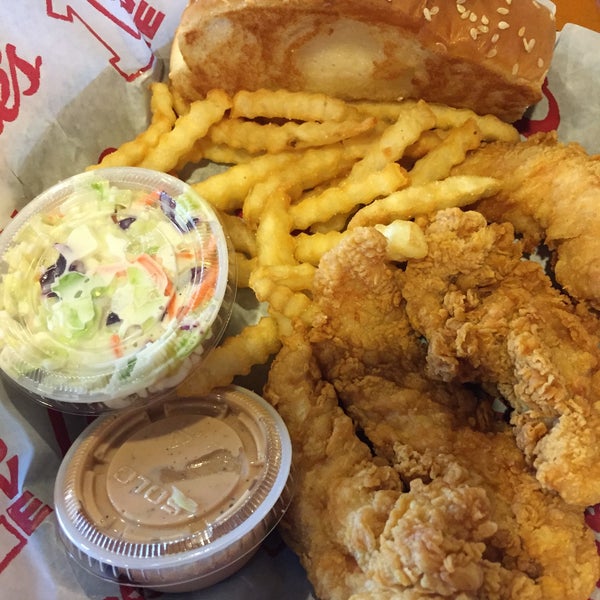 Photo taken at Raising Cane&#39;s Chicken Fingers by Amanda on 5/10/2015